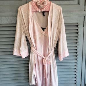 💞Nanette Lepore chemise and robe, size XL, grey and pink, gently worn💞